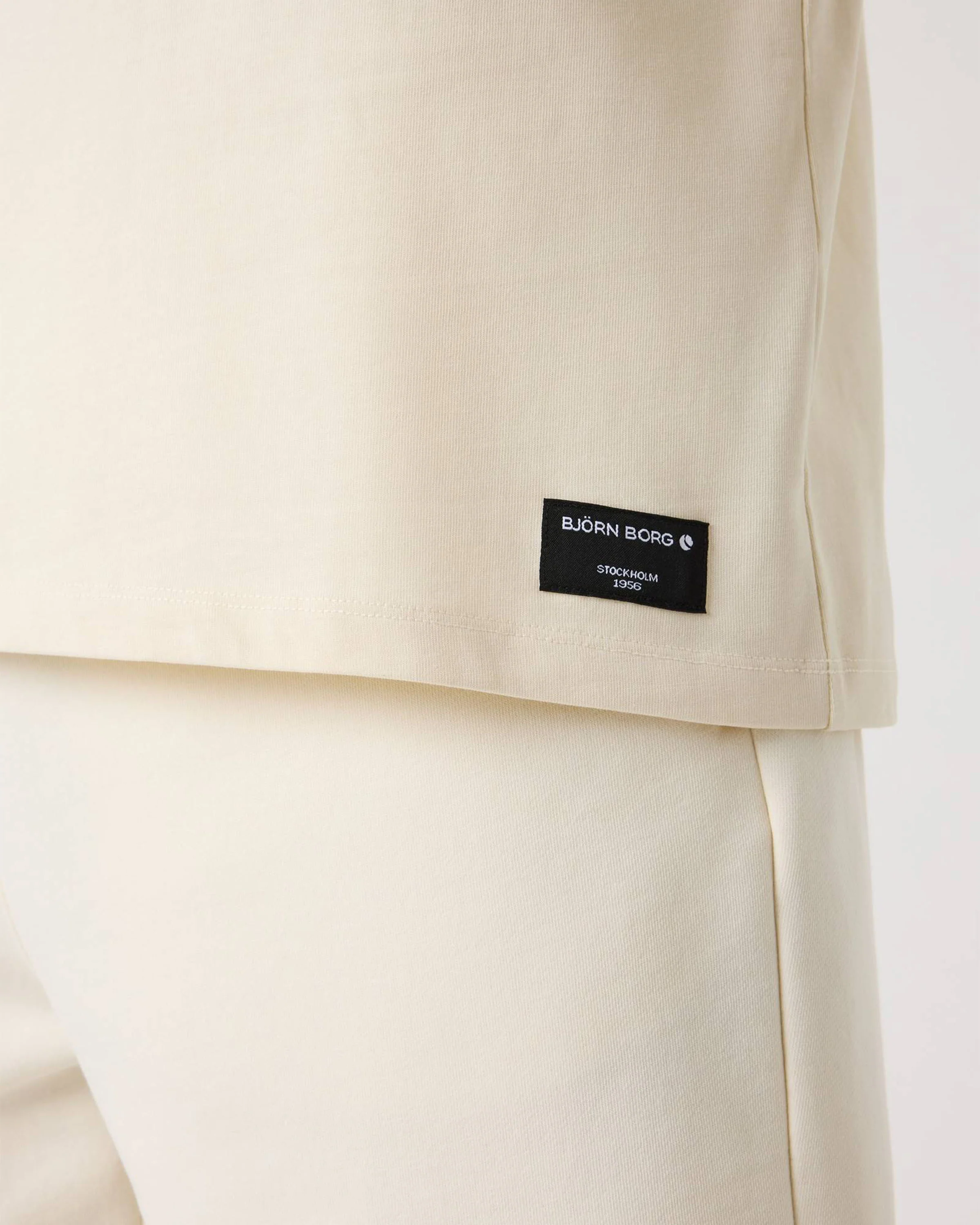 Centre T-Shirt - Image 5