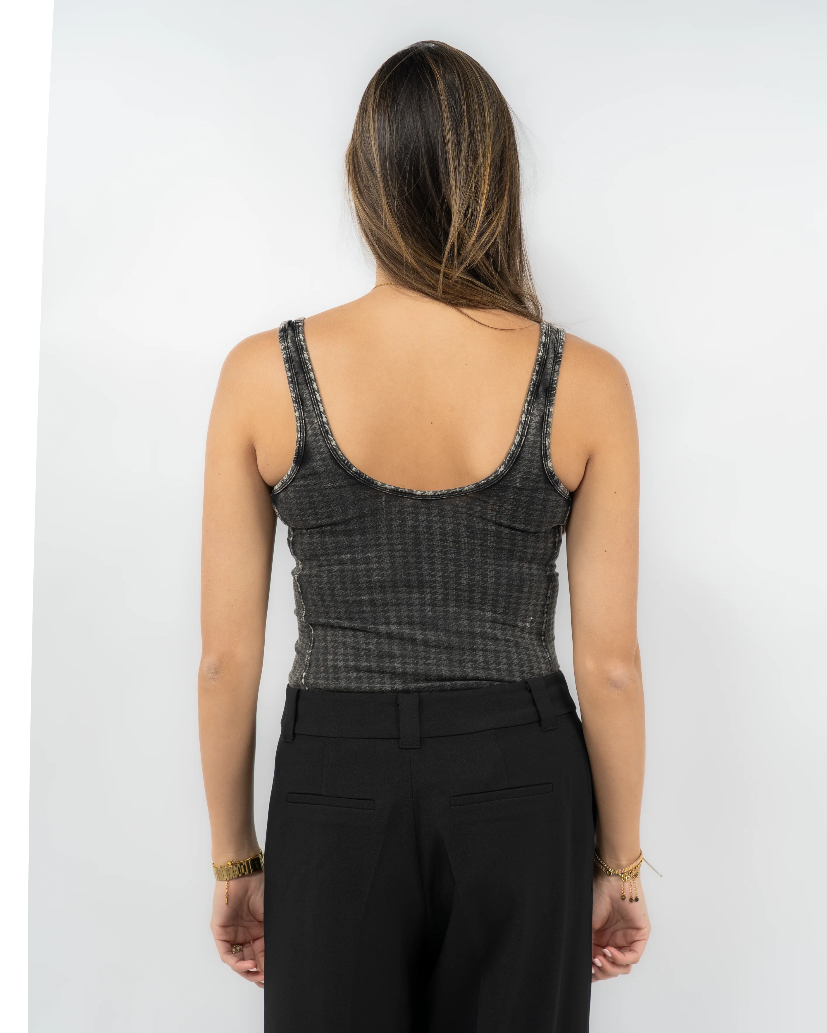 Phoebe Uw Body - Image 8