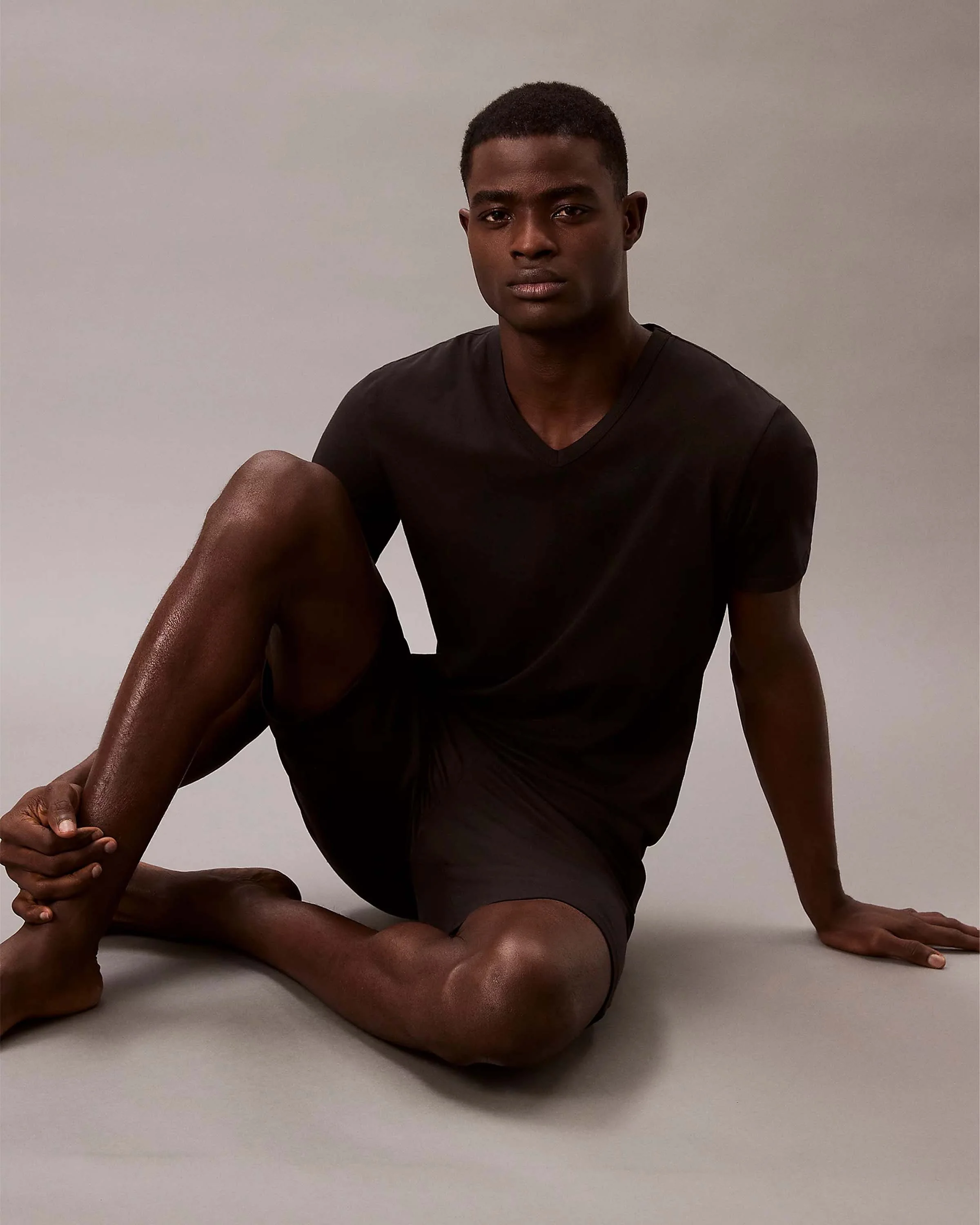 S/S V Neck 3 Pack - Image 5